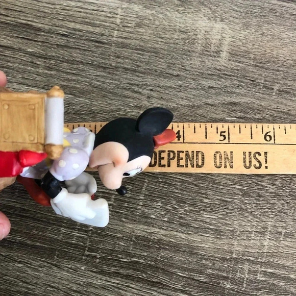 Vtg Porcelain Minnie  Mouse - Picture 8 of 9